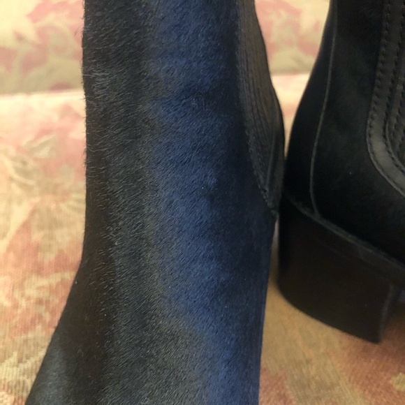 UGG boots - Picture 3 of 5